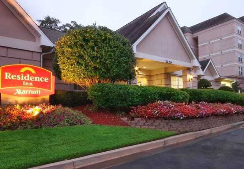 Buckhead/lenox Park Hotel 3*