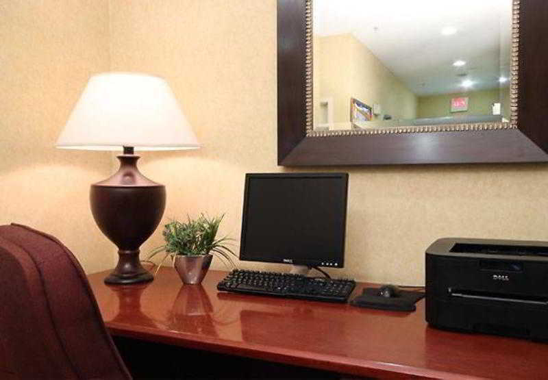 Hotel Buckhead/lenox Park 3*