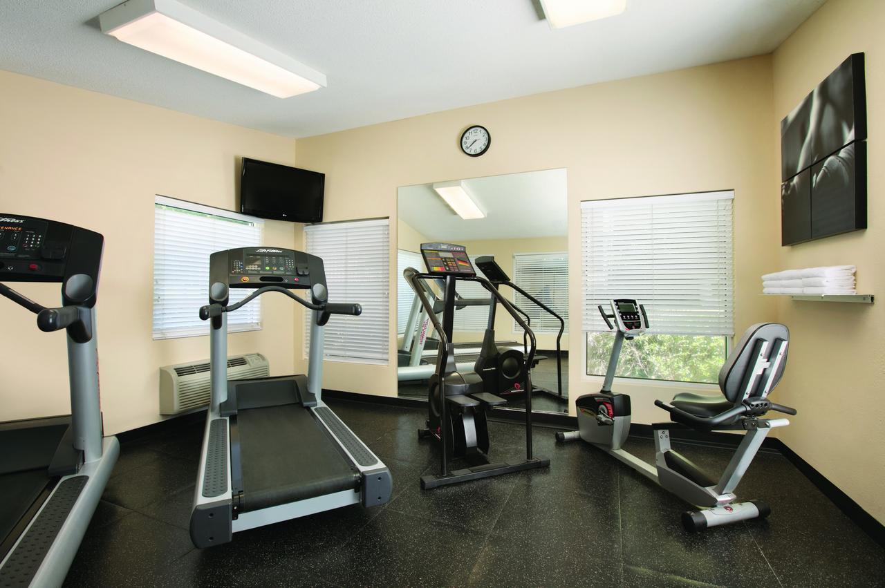 Country & By Radisson, Airport North, Ga Hotel Hapeville