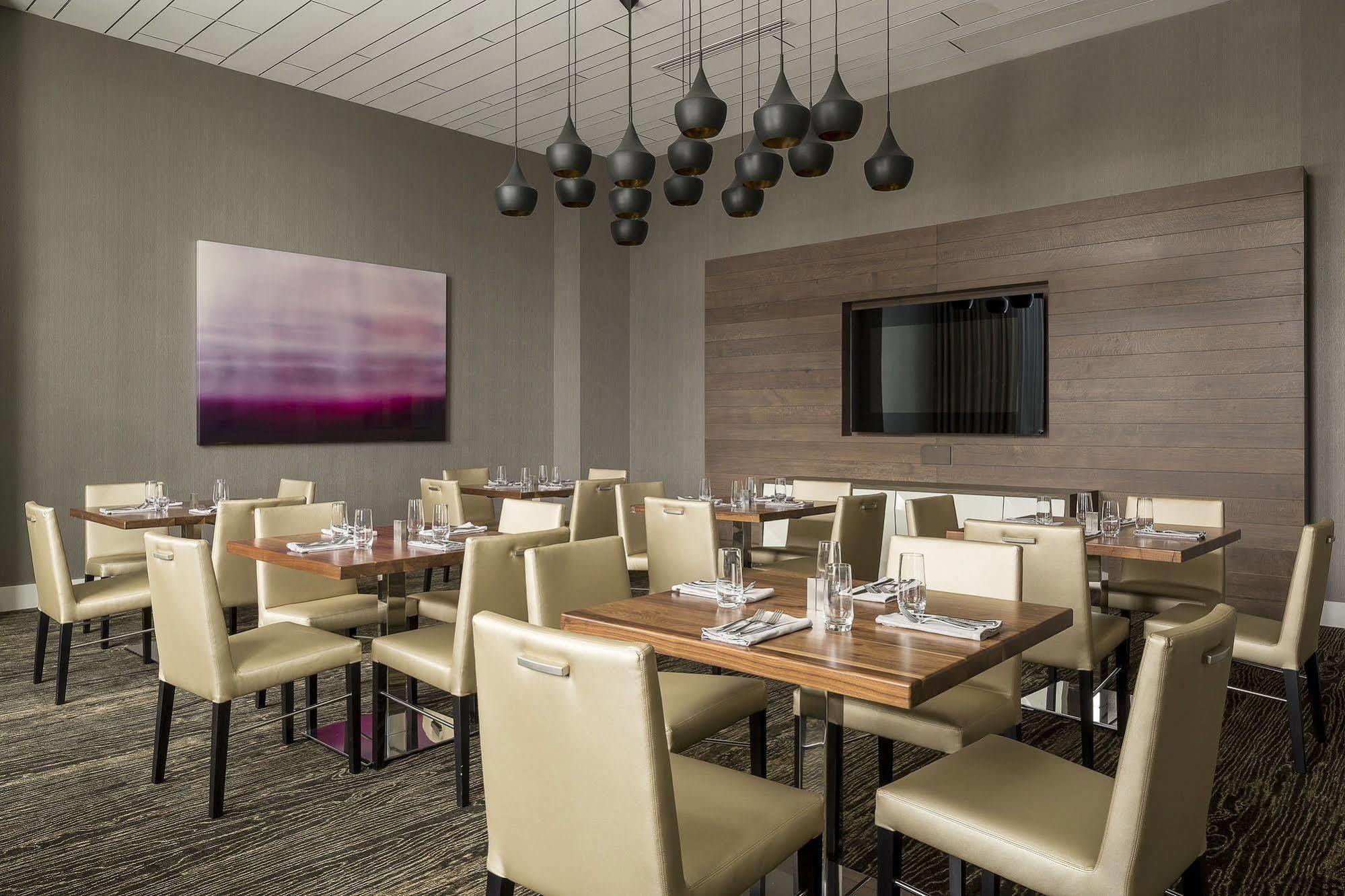 Hyatt Centric Midtown Hotel 3*
