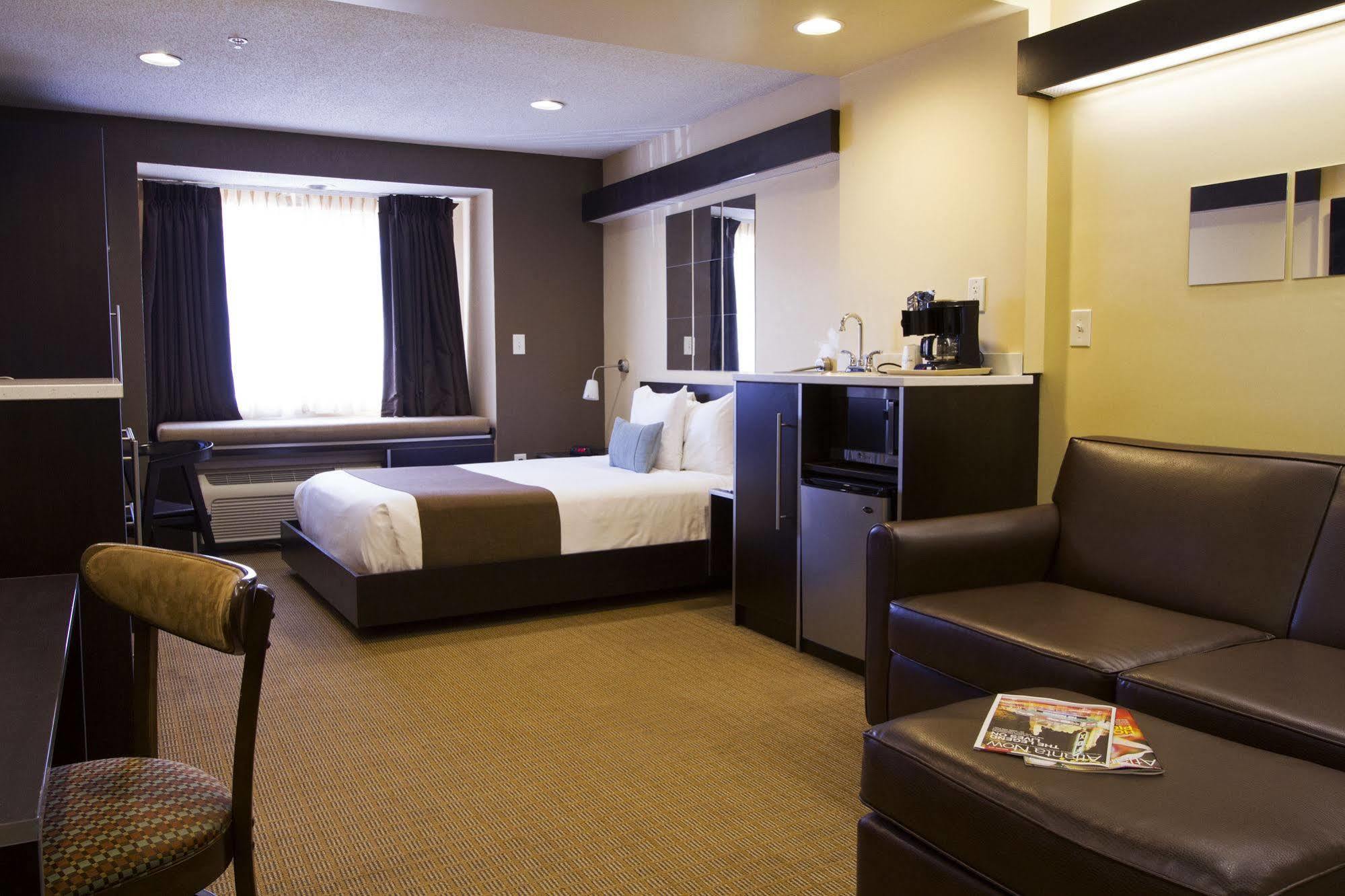 Microtel & By Wyndham Buckhead Area Hotel Chamblee