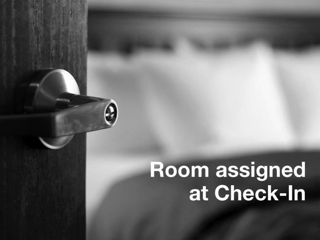 Microtel & By Wyndham Buckhead Area