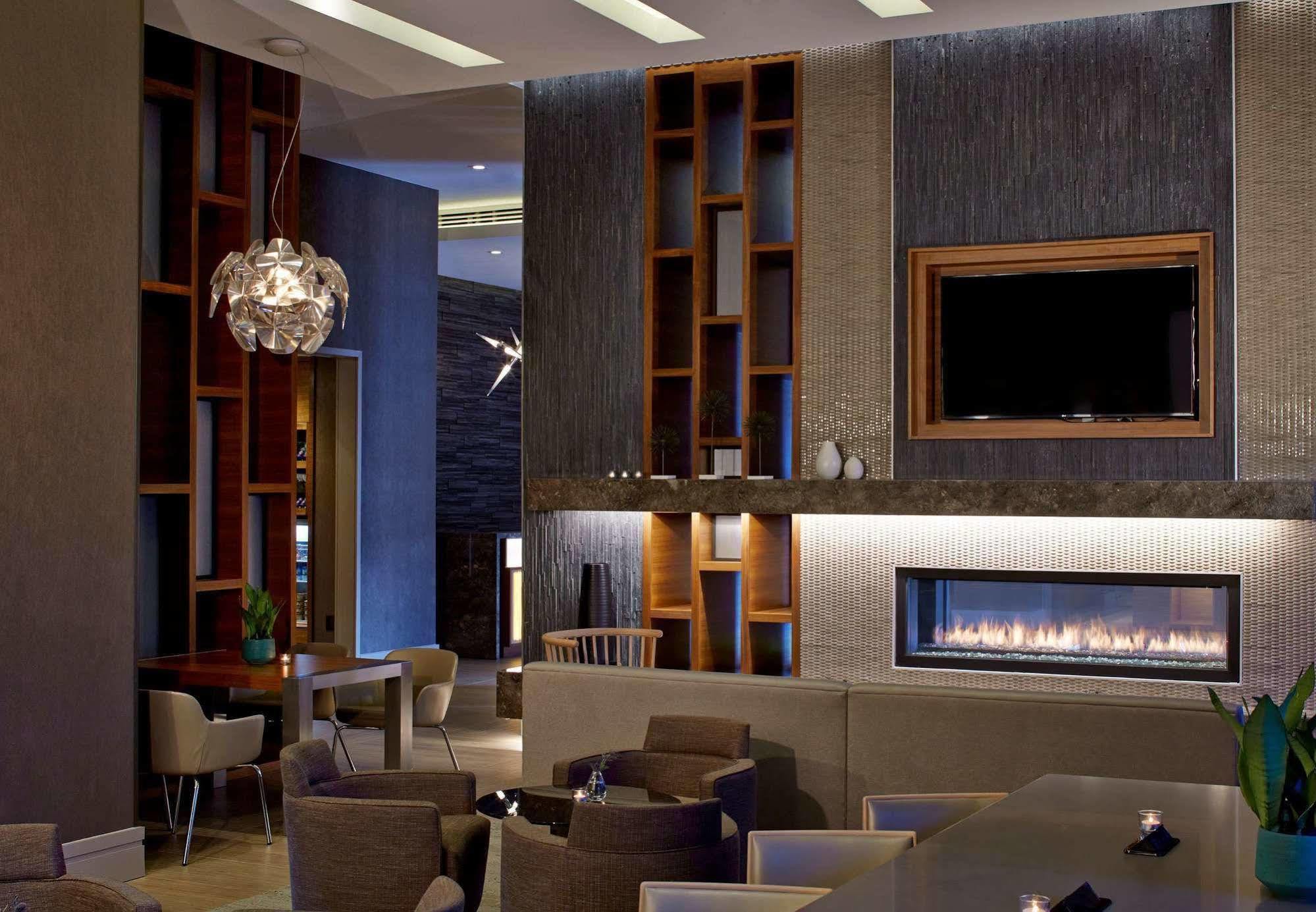 Ac By Marriott Buckhead At Phipps Plaza 4*