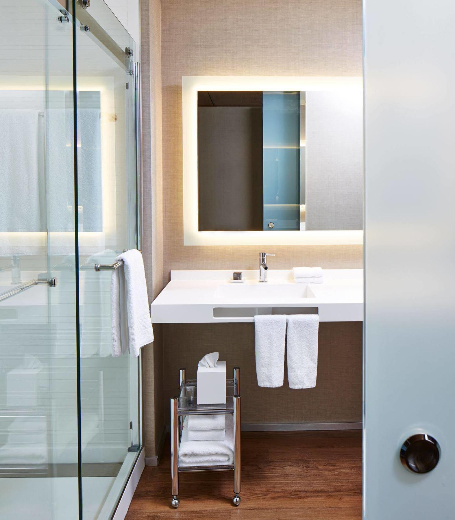 Ac By Marriott Buckhead At Phipps Plaza Hotel