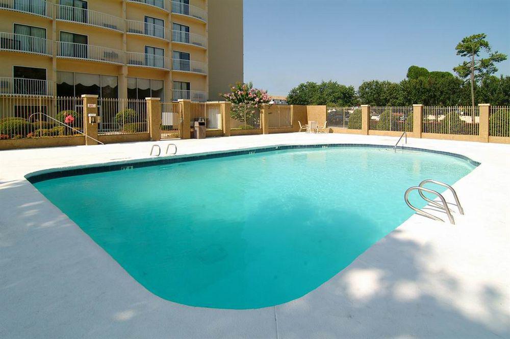 Western Airport East 3* Forest Park