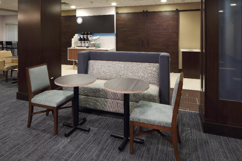 Express & Airport West - Camp Creek By Ihg 3*