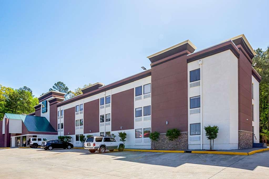 Quality & Near Six Flags East 2* Lodge West