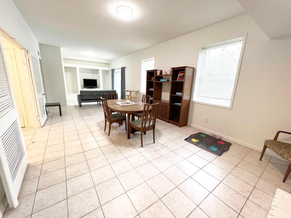 445 Forest Hills Dr Holiday home