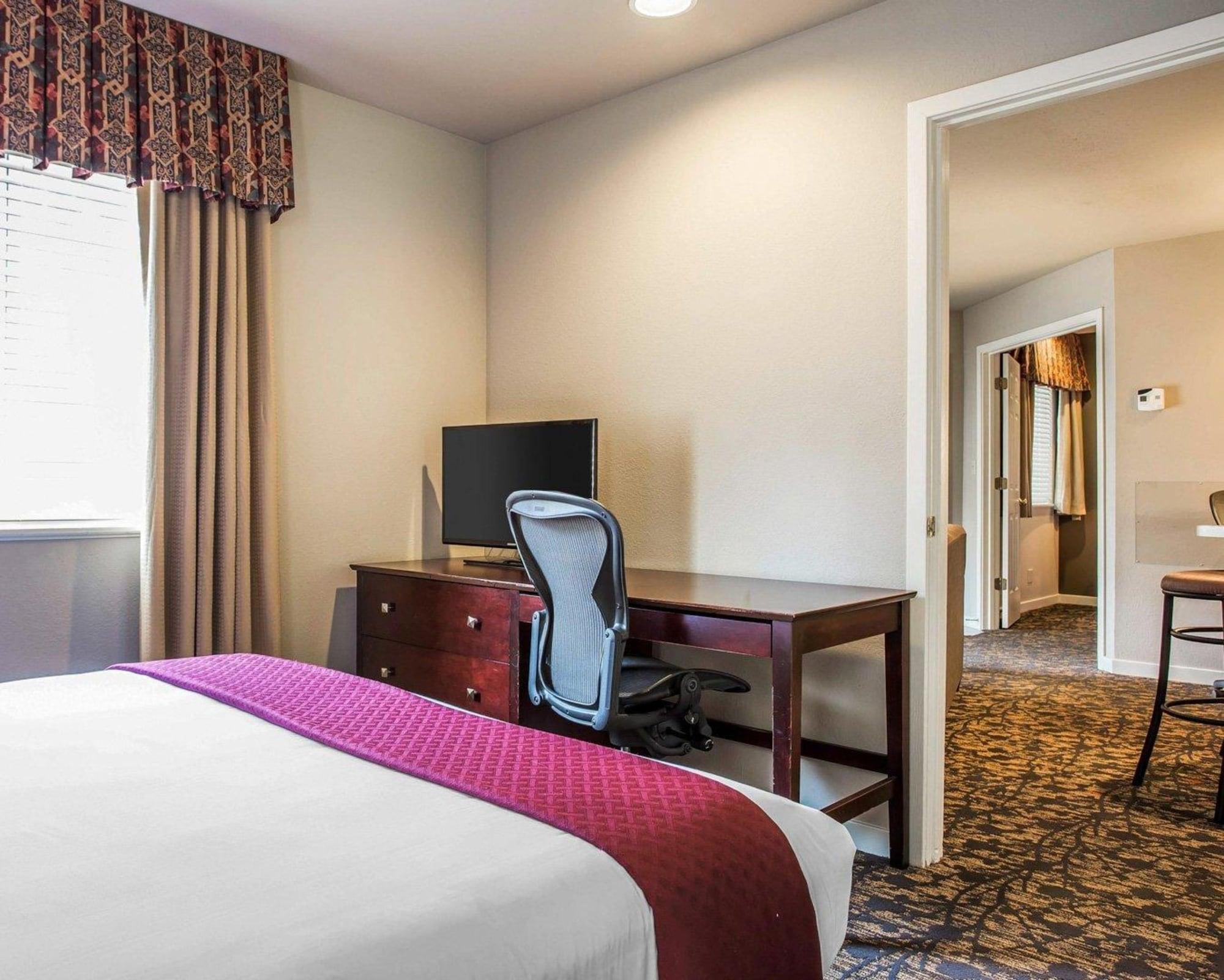 The 505 Collection Buckhead Hotel 3*