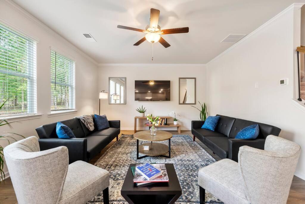 Holiday home Brand New Modern House! 10min From Atl Airport Atlanta