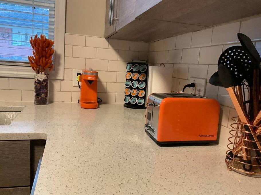 Luxury Midtown Oasis Near Atlantic Station Free Onsite Parking!