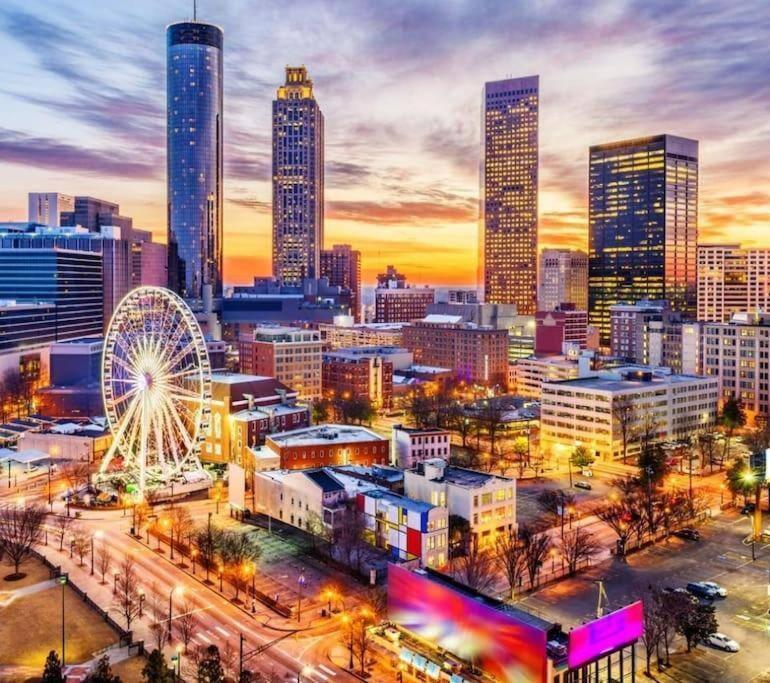 Luxury Midtown Oasis Near Atlantic Station Free Onsite Parking!