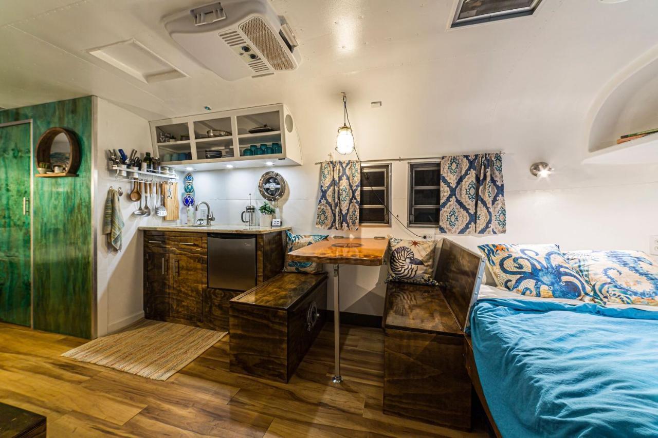 Cc Homestead Capsule hotel