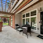 Urban Nest Atl