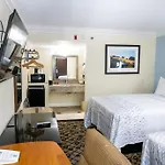 Baymont By Wyndham College Park Atlanta Airport South