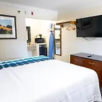 Baymont By Wyndham College Park Atlanta Airport South