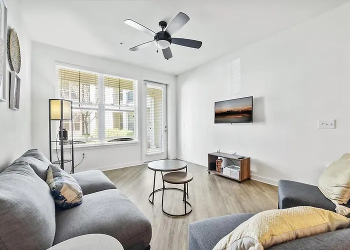 Luxurious 1 Bedroom Apartment Near Braves Stadium