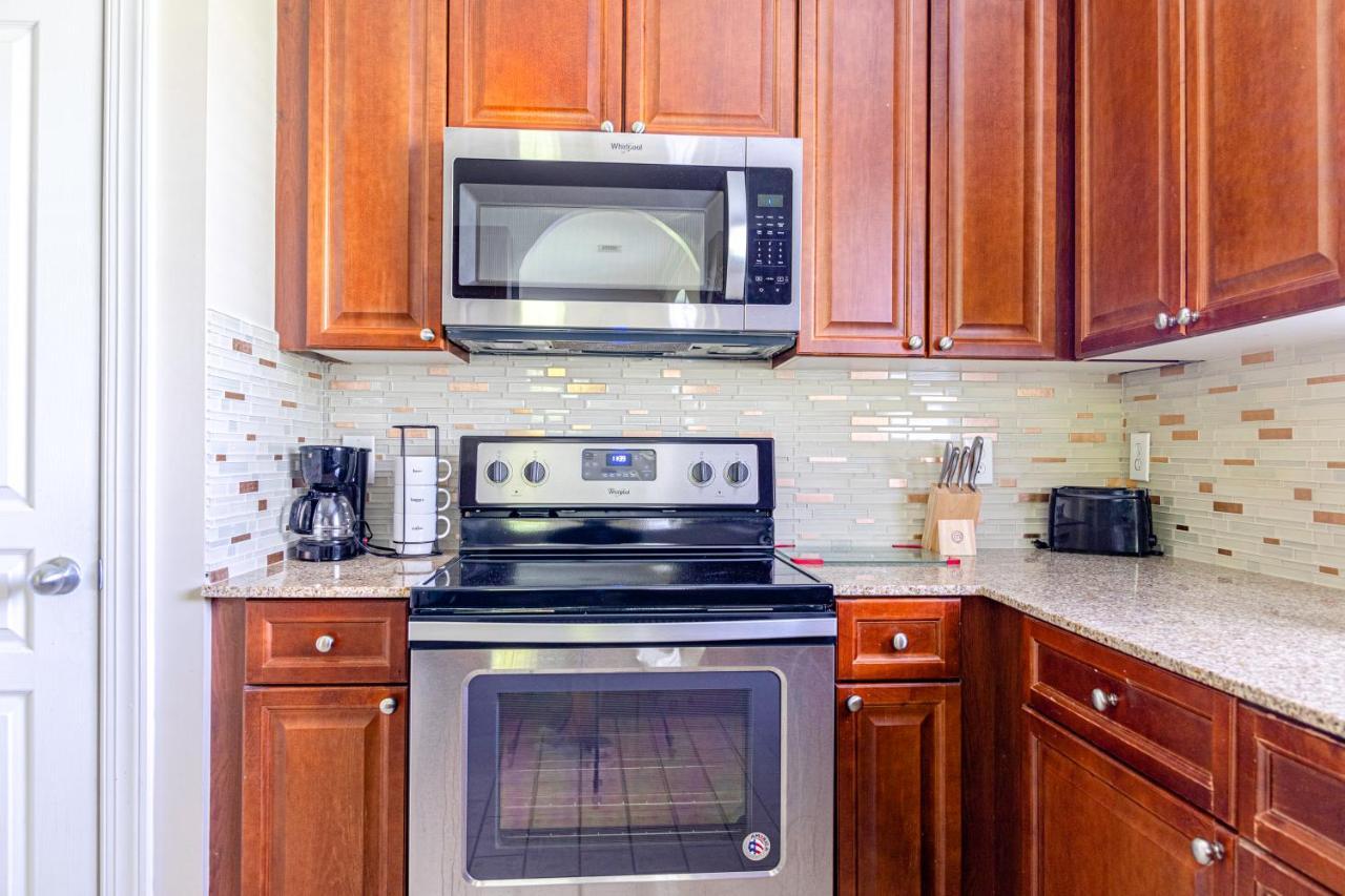Comfortable Greatly Located Getaway! Apartment