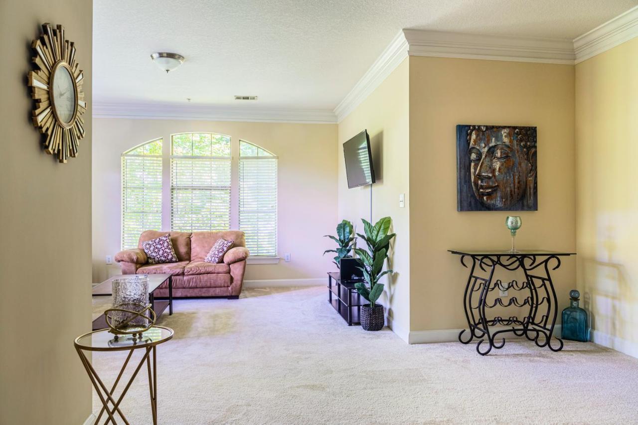 Comfortable Greatly Located Getaway! Apartment *