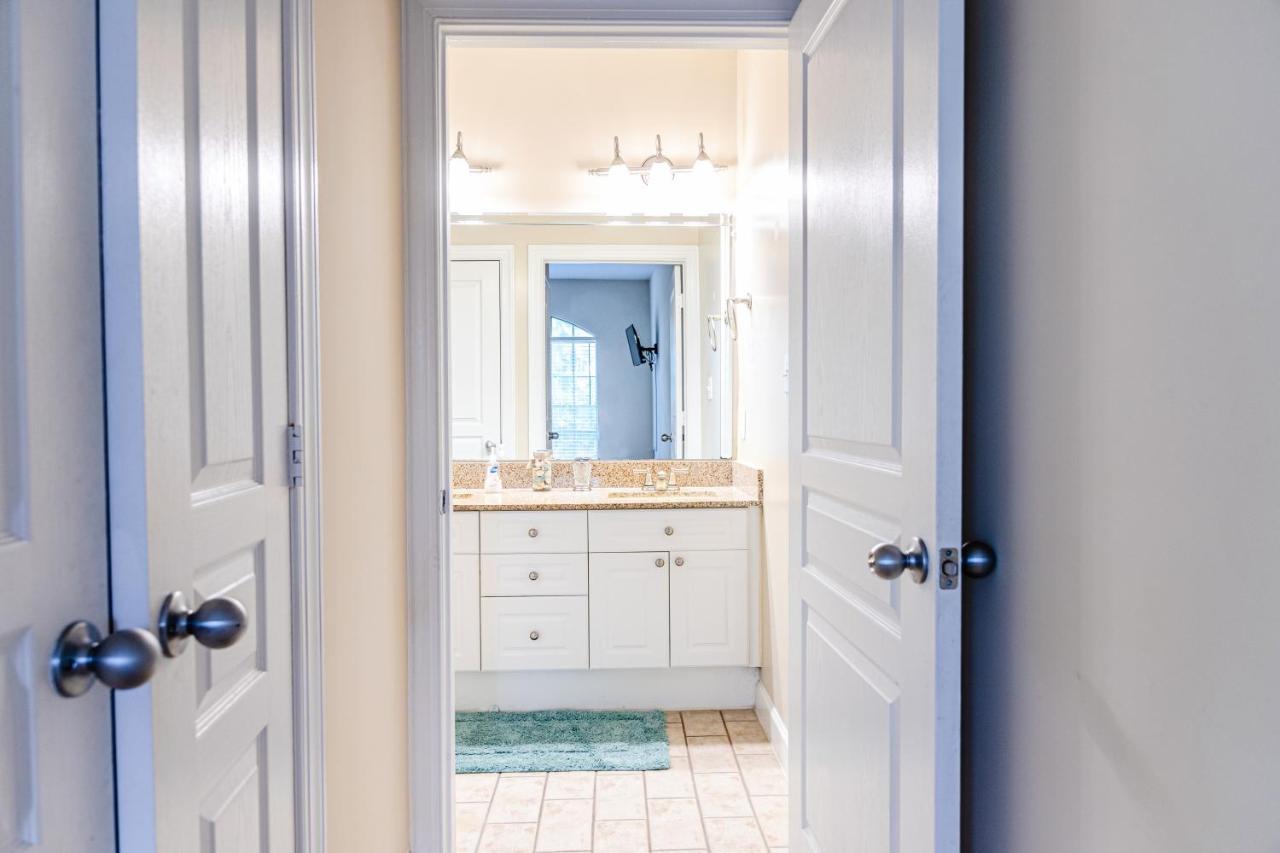 Comfortable Greatly Located Getaway! Apartment