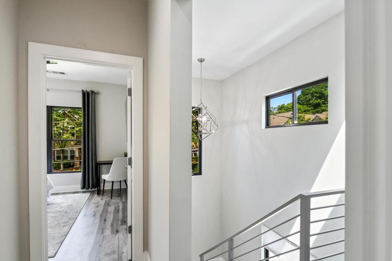 Holiday home The Red Door - Ultra Modern - Designedbydom Atlanta