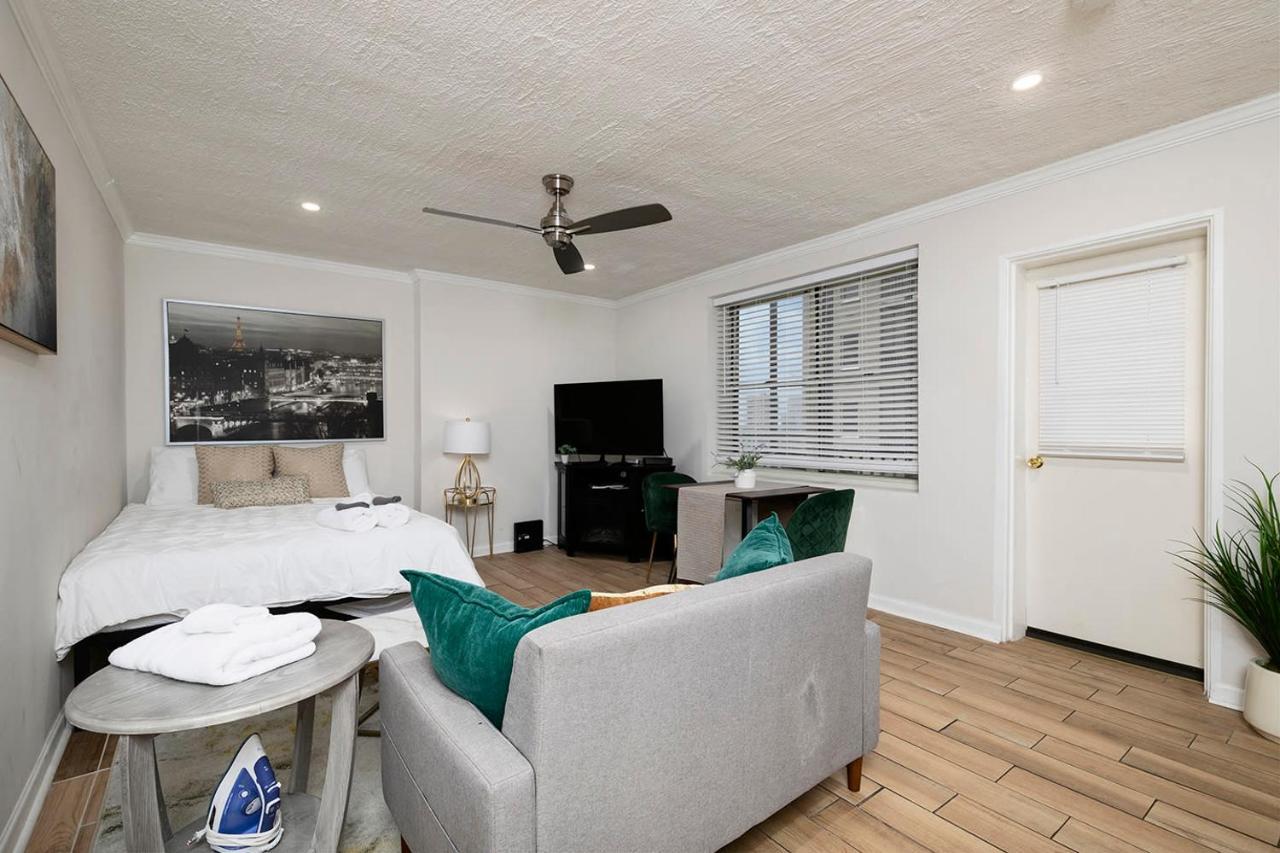 Prime Location Studio L Downtown Atl With Views! *