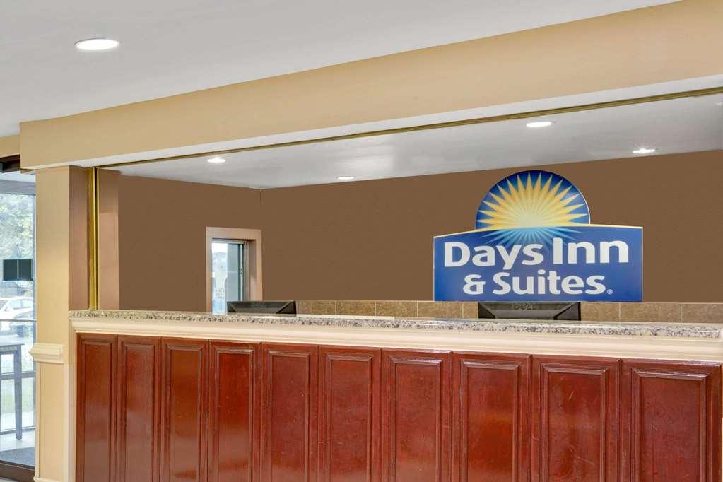 Baymont By Wyndham College Park Atlanta Airport South Hotel 3*
