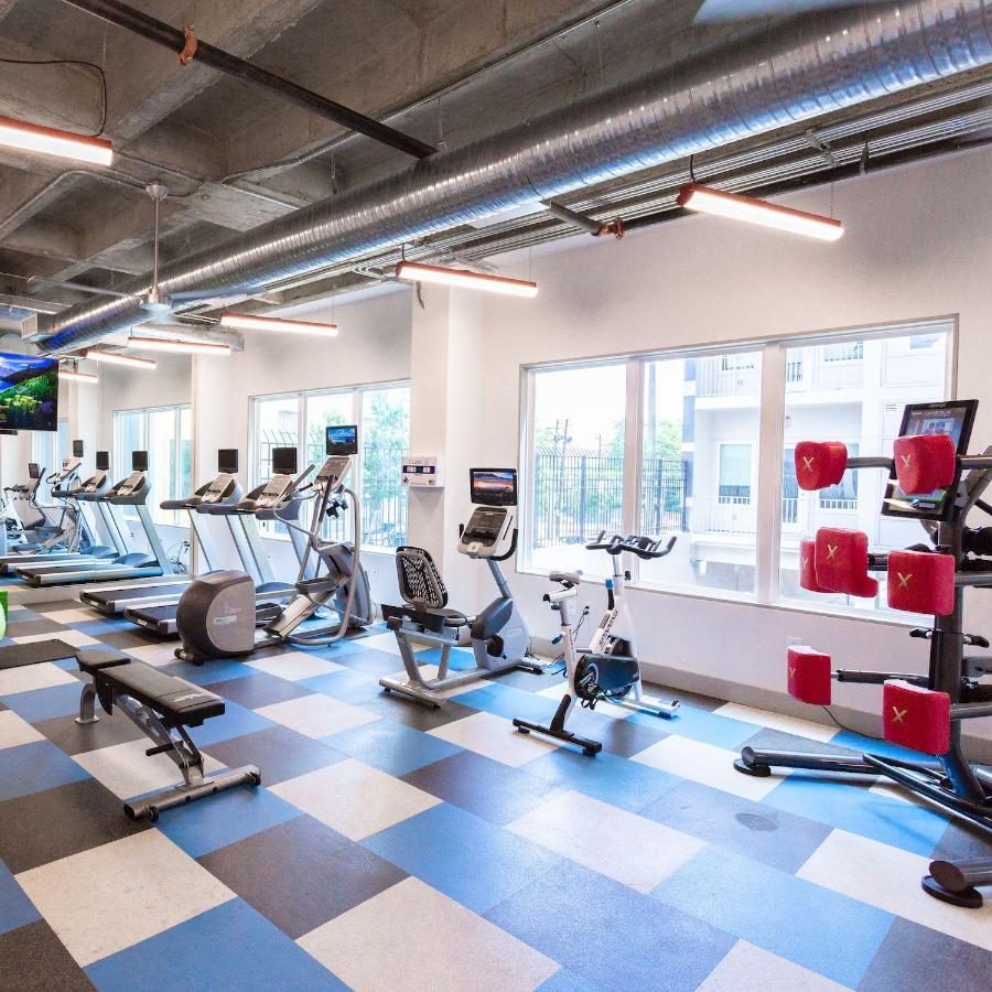 Stylish Living With Free Parking In Midtown Atlanta