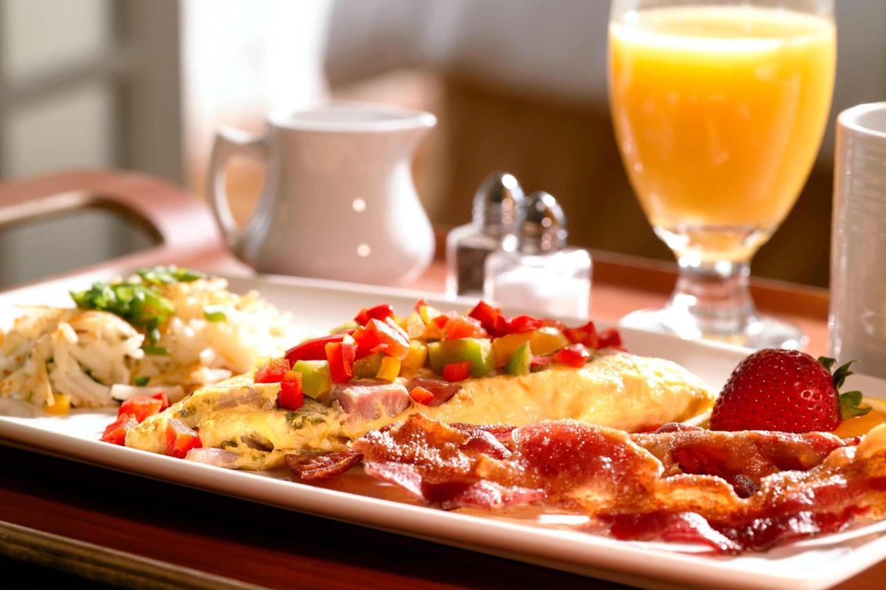 Hotel Marriott Midtown 4*
