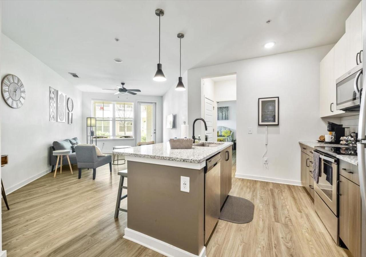 Luxurious 1 Bedroom Near Braves Stadium *