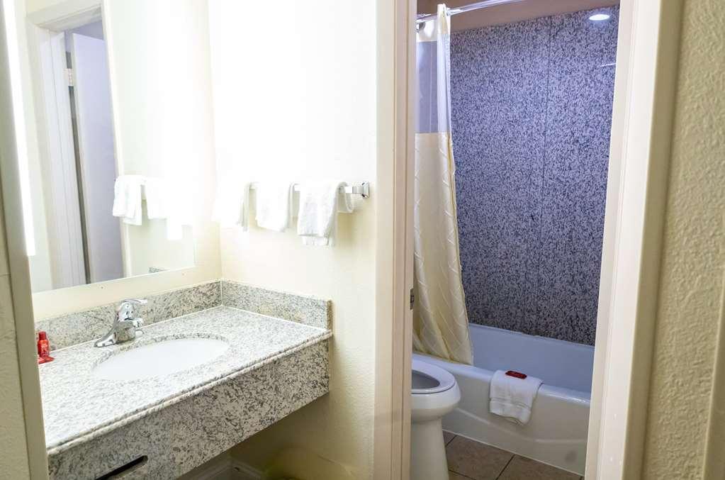 Baymont By Wyndham College Park Atlanta Airport South Hotel