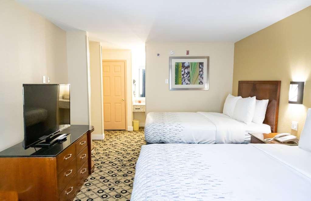 Baymont By Wyndham College Park Atlanta Airport South Hotel Atlanta