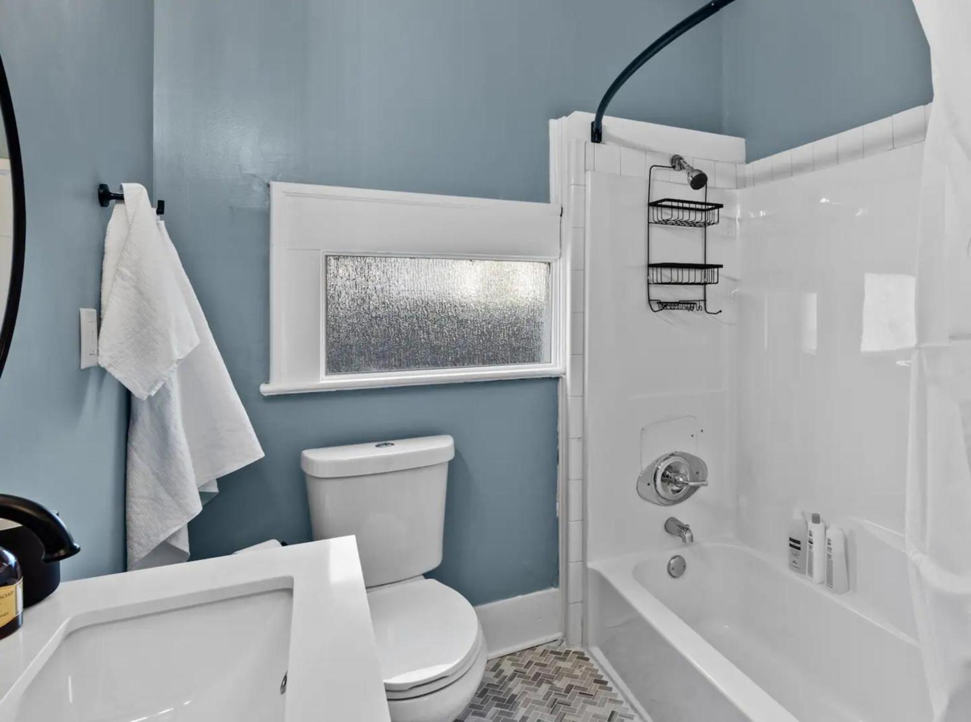 Apartment Crest Homes Atlanta