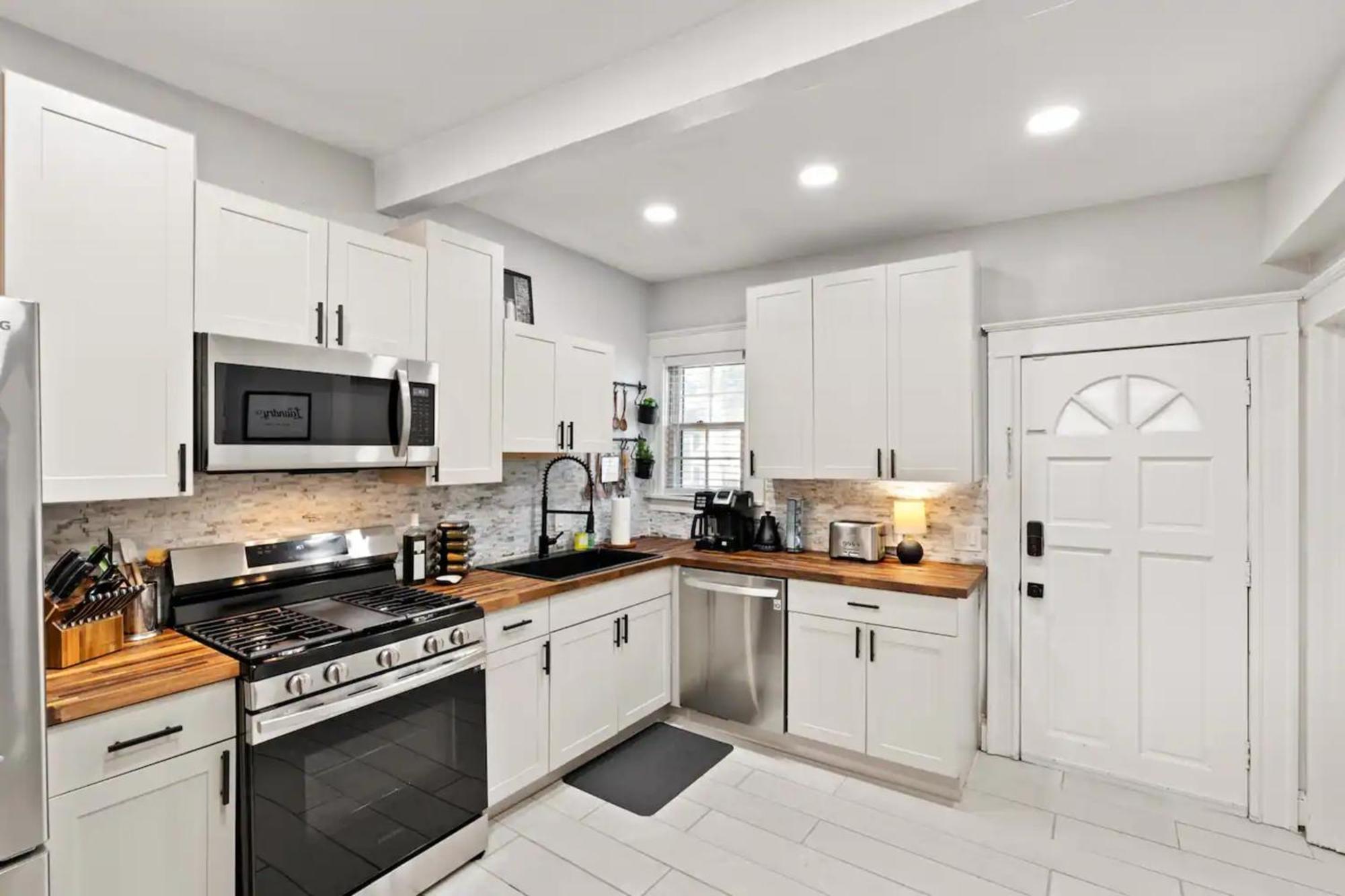 Apartment Crest Homes Atlanta
