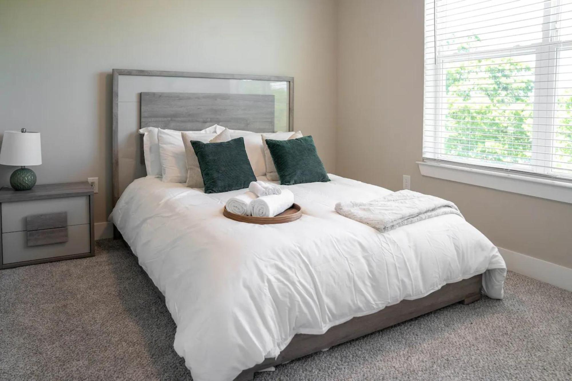 Apartment Crest Homes Atlanta
