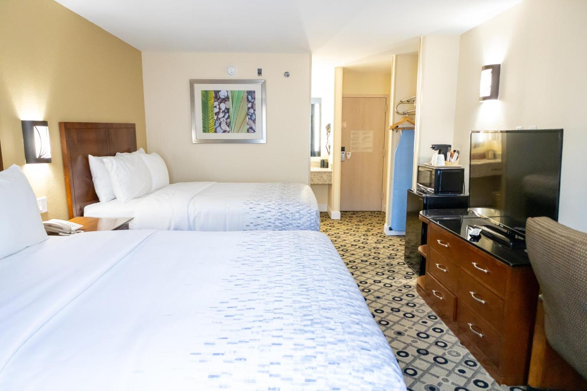 Baymont By Wyndham College Park Atlanta Airport South 3*