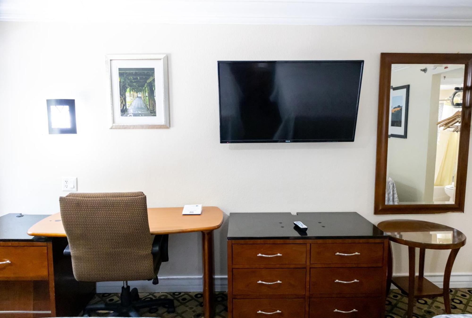 Baymont By Wyndham College Park Atlanta Airport South Hotel