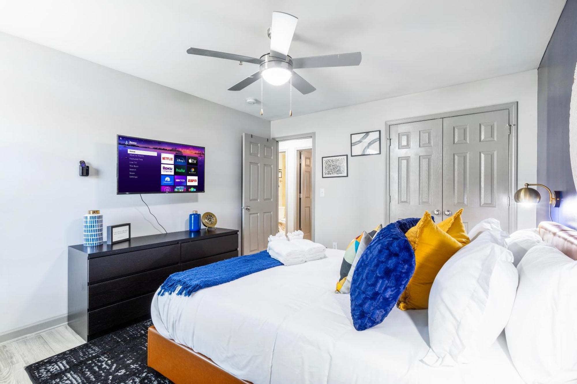 Modern Swank Luxury Aptmins The Battery3bd2br Apartment Atlanta