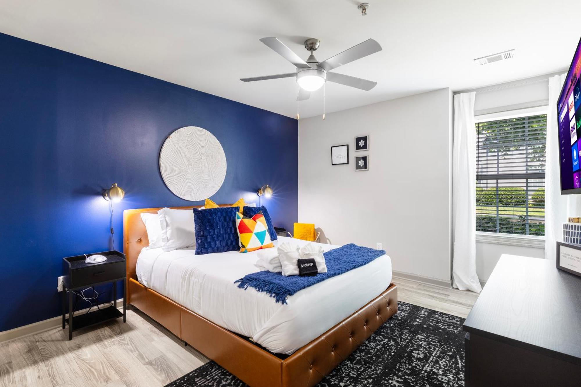 Apartment Modern Swank Luxury Aptmins The Battery3bd2br *