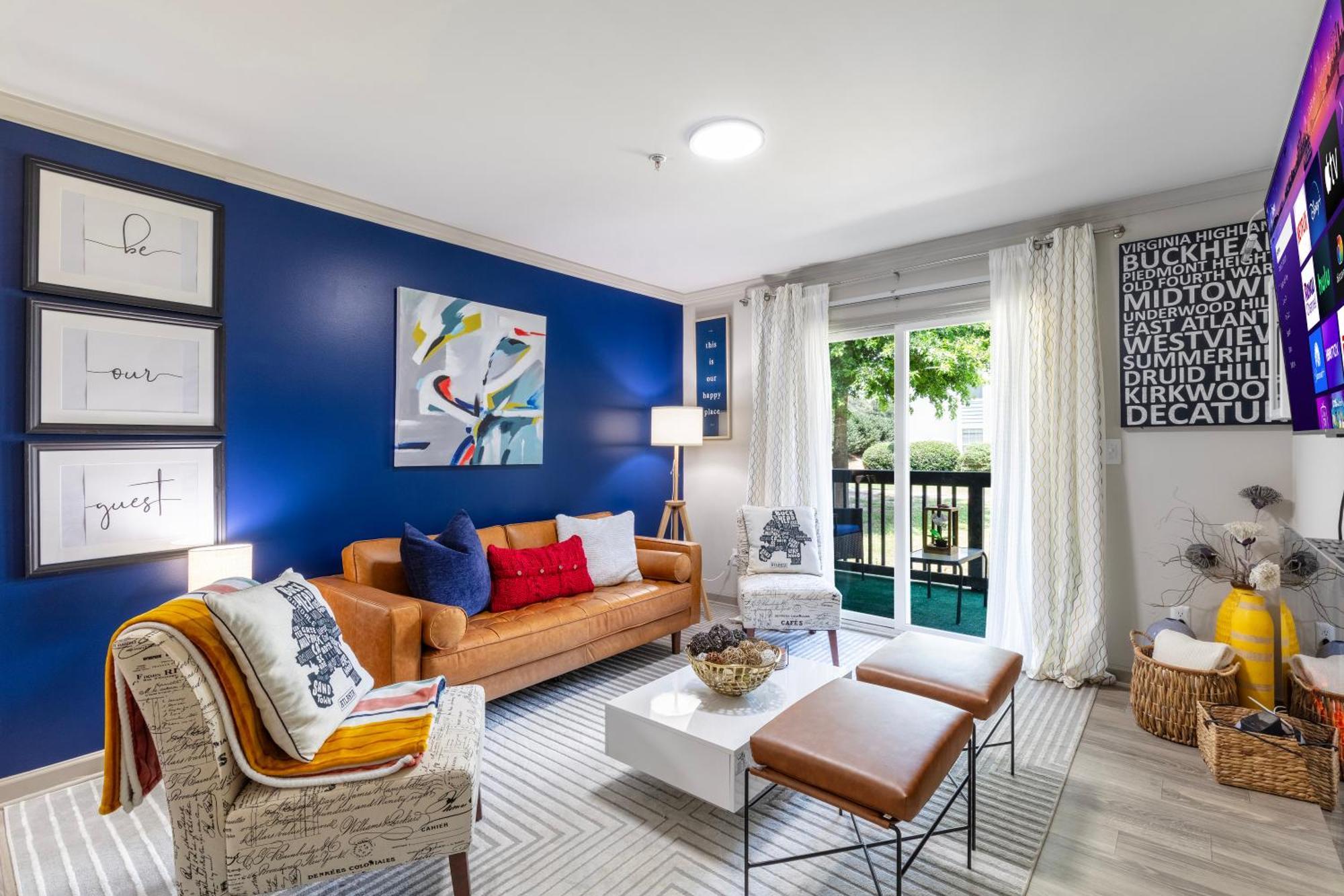 Modern Swank Luxury Aptmins The Battery3bd2br *