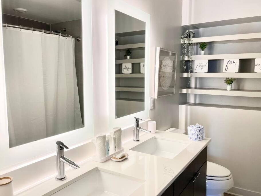 The Perfect Scenario In Buckhead Apartment *