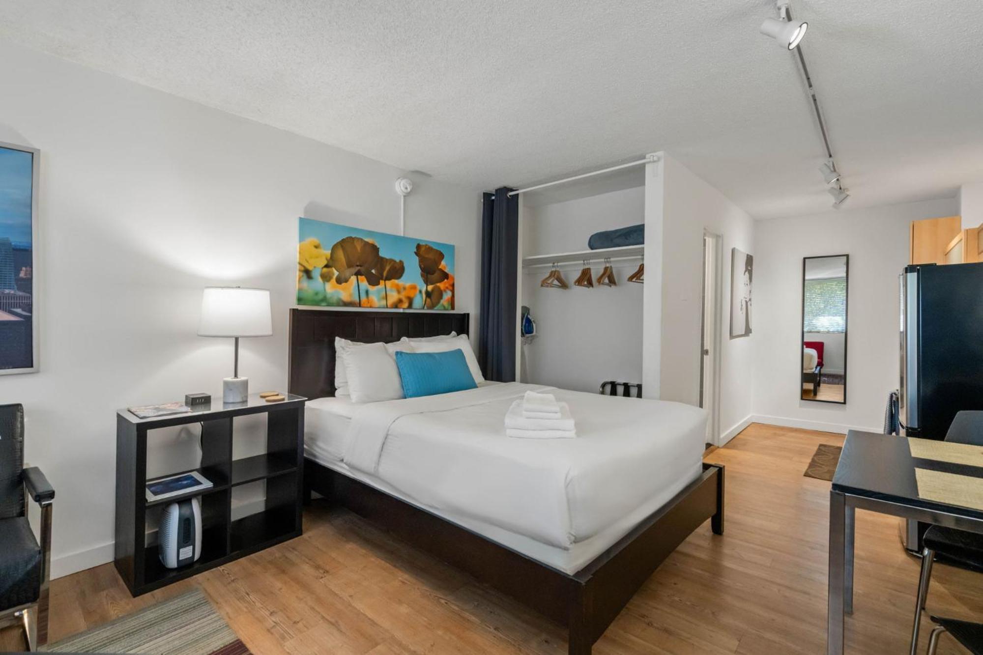 Bca Furnished Apartment *
