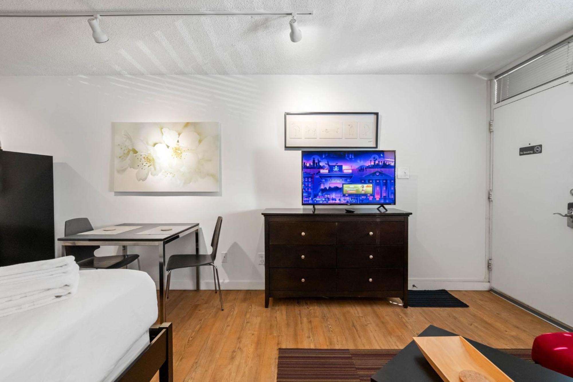 Bca Furnished Apartment *