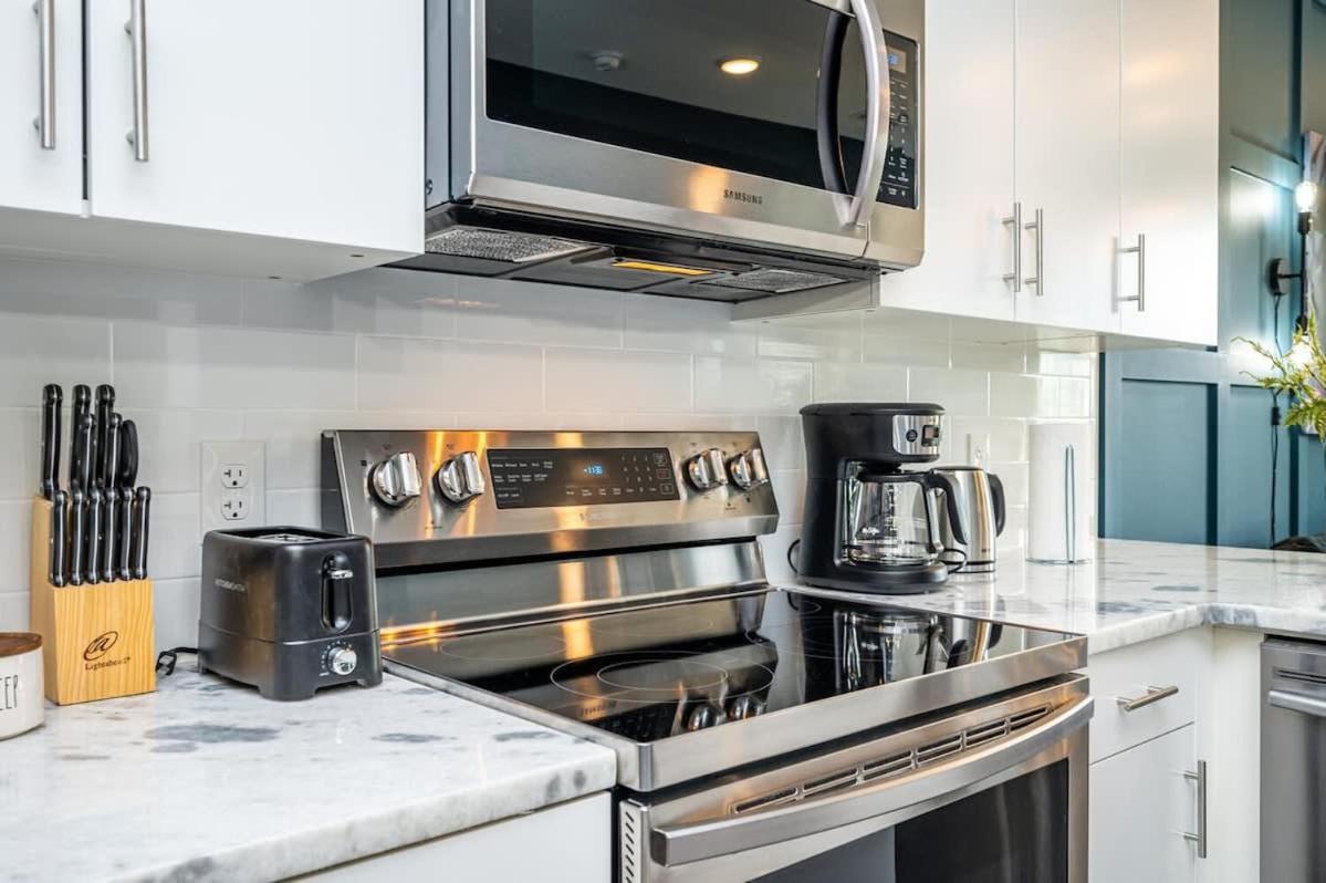 Holiday home Downtown New Built Roof Balcony View 525pkwy *