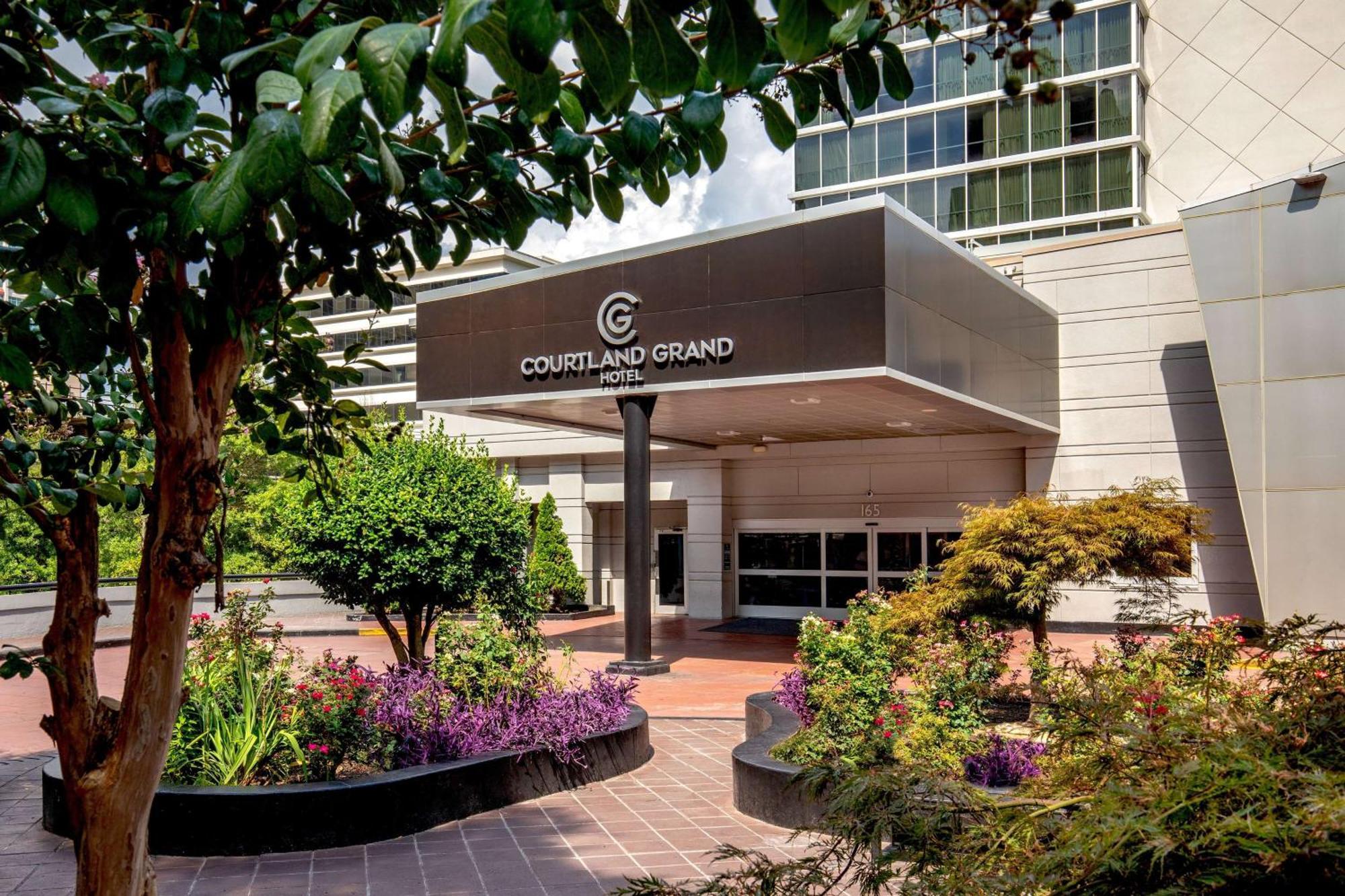 Courtland Grand Hotel, Trademark Collection By Wyndham Hotel