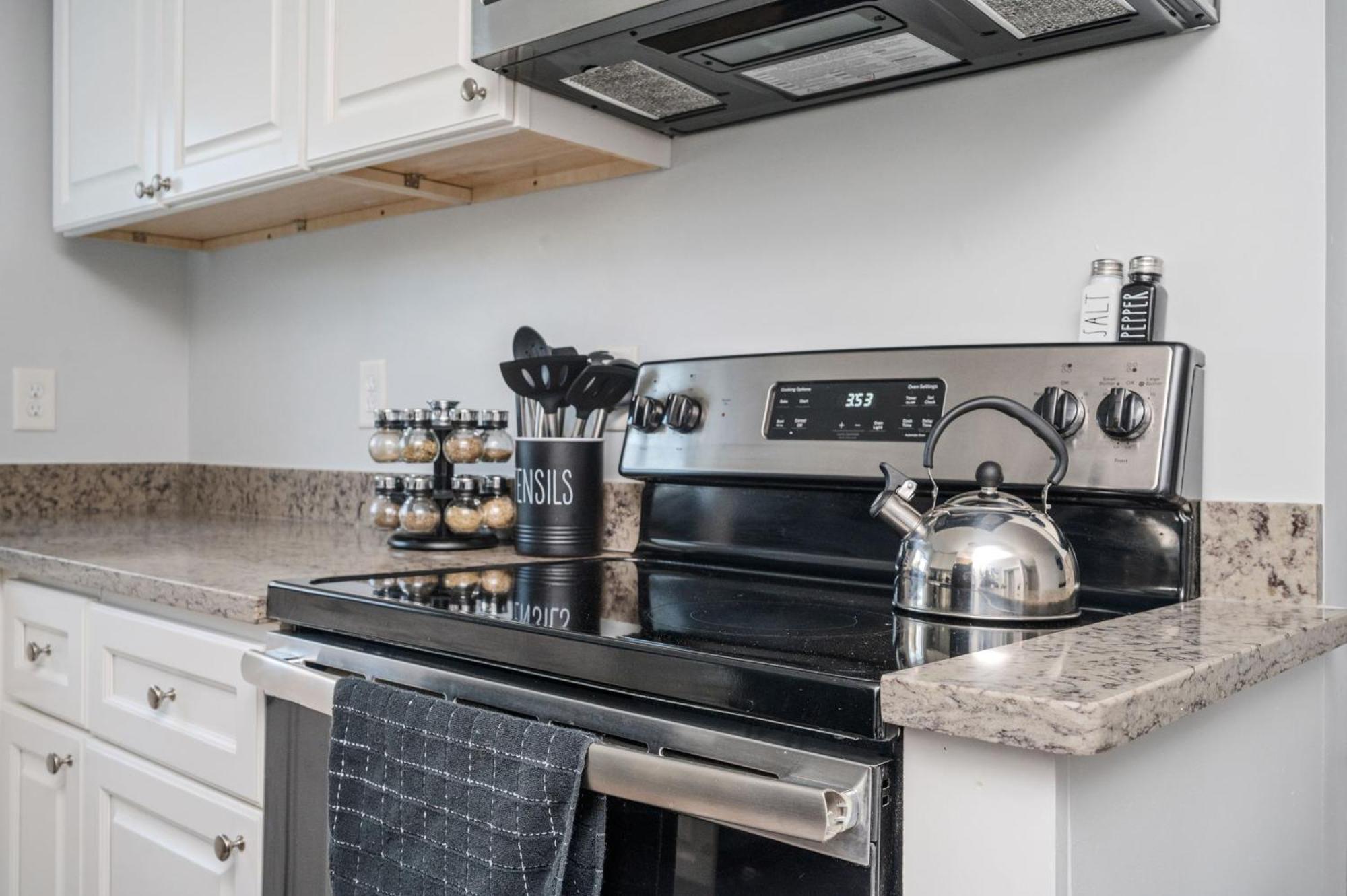 Apartment The Traveler's Retreat, 5 Mins To Airport And 15 Mins To Downtown Atlanta