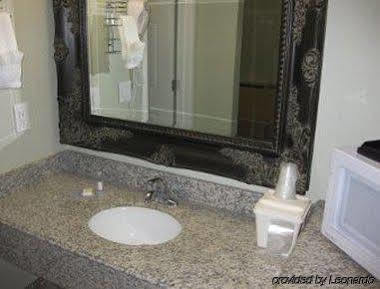Baymont By Wyndham College Park Atlanta Airport South Hotel Atlanta