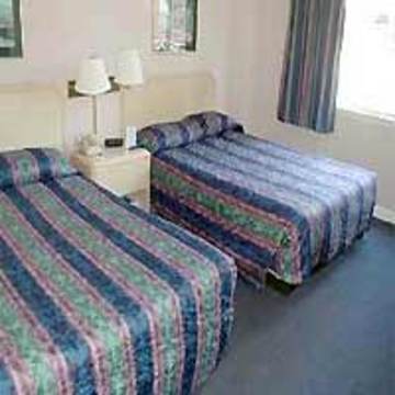 Barclay Downtown Hotel 2*
