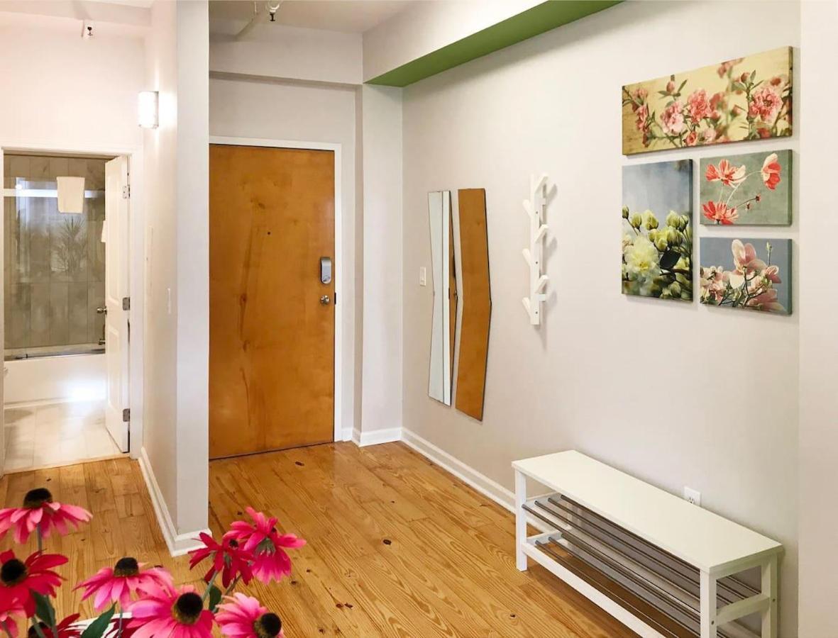 Downtown Romance - Location - Comfort - Style